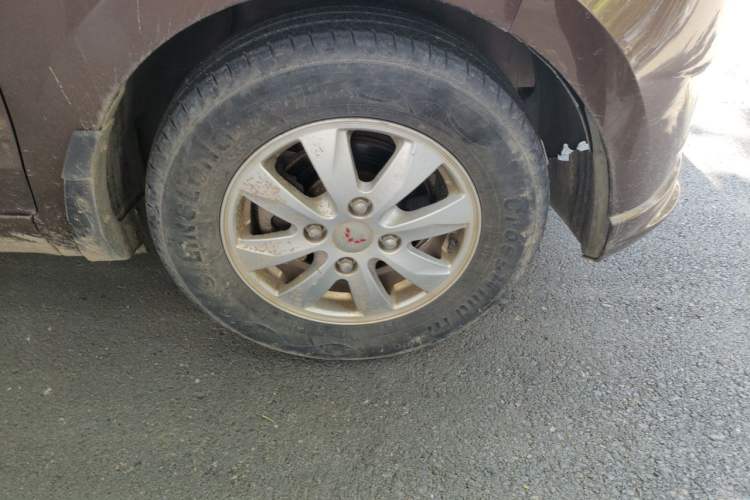 Used Wuling Hongguang  Right Front Wheel Hub