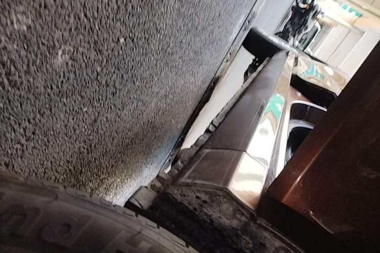 Used Wuling Hongguang 2018 1.5L S Standard Version L2B Right Side Sill