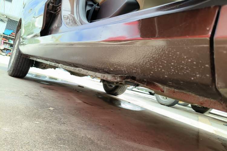 Used Wuling Hongguang 2018 1.5L S Comfort Model L2B Right Side Sill
