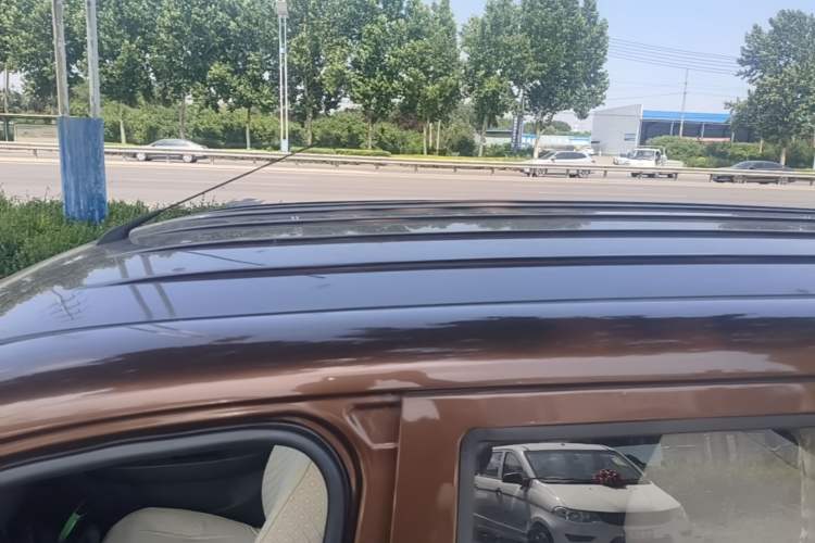 Used Wuling Hongguang 2018 1.2L Classic S Base Model Roof