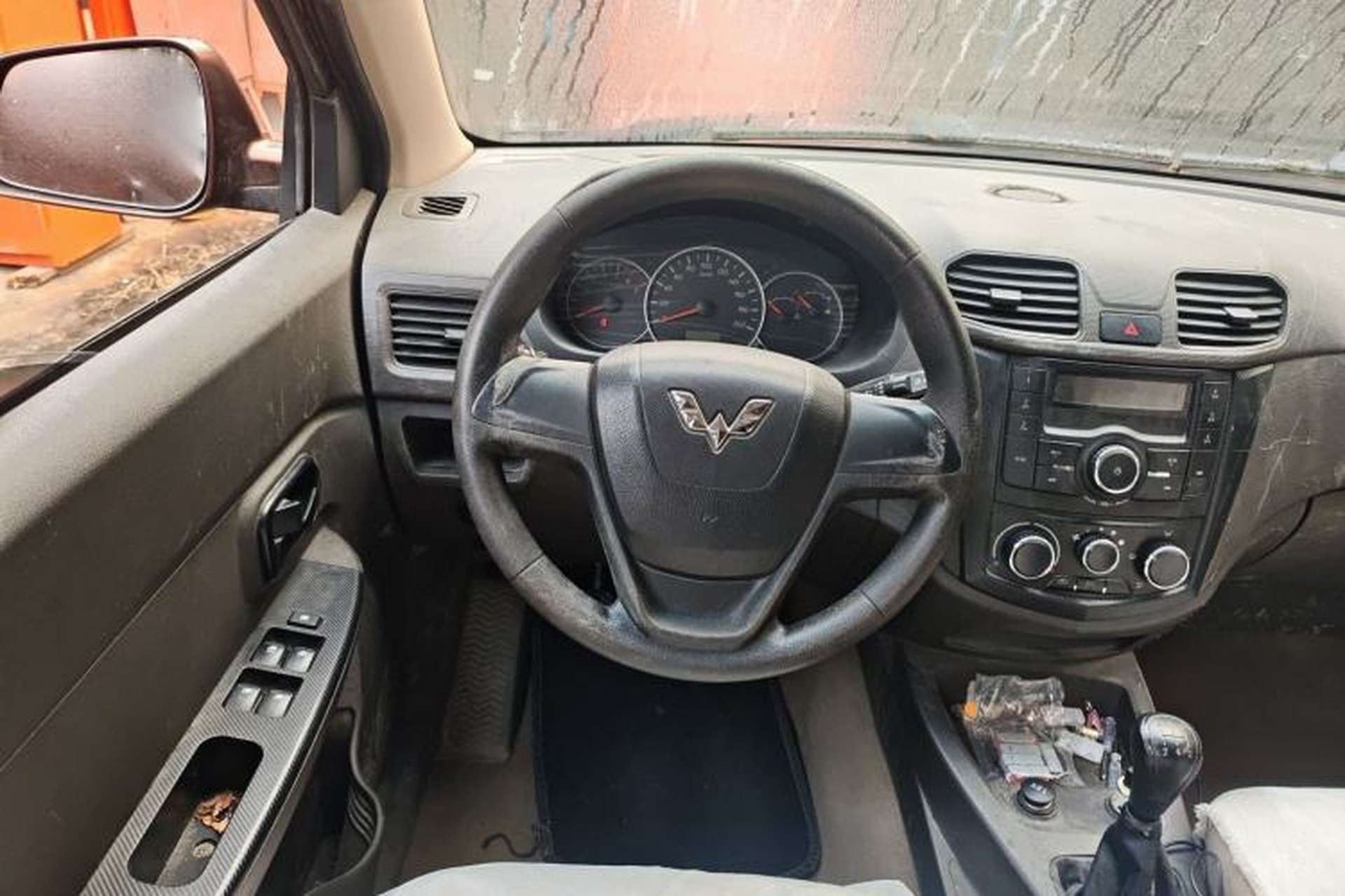 Used Wuling Hongguang 2018 1.5L Classic S Standard Model Steering Wheel