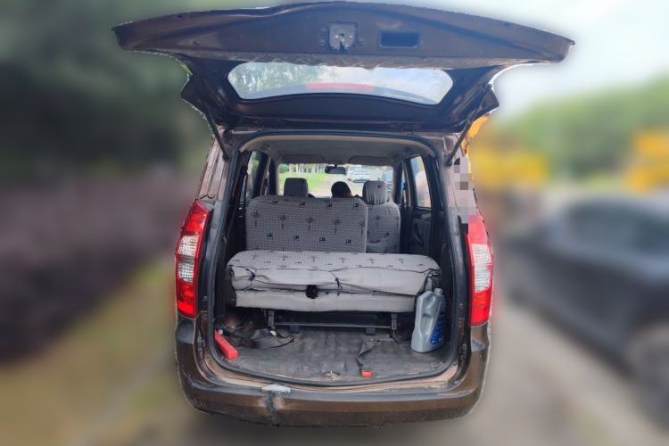 Used Wuling Hongguang 2018 1.5L Classic S Base Model Trunk