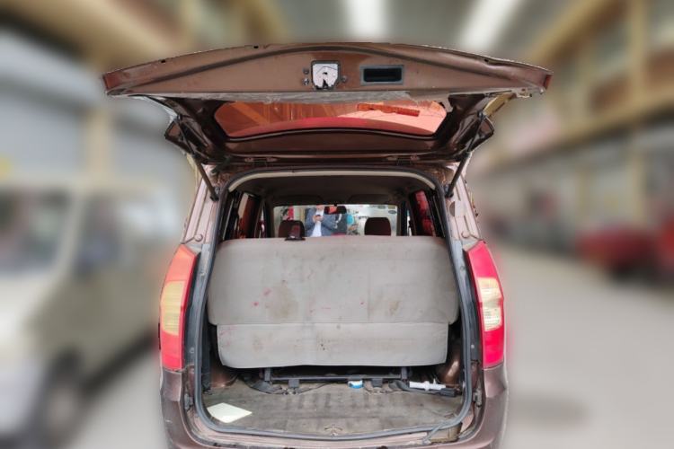 Used Wuling Hongguang 2018 1.5L Classic S Base Model Trunk