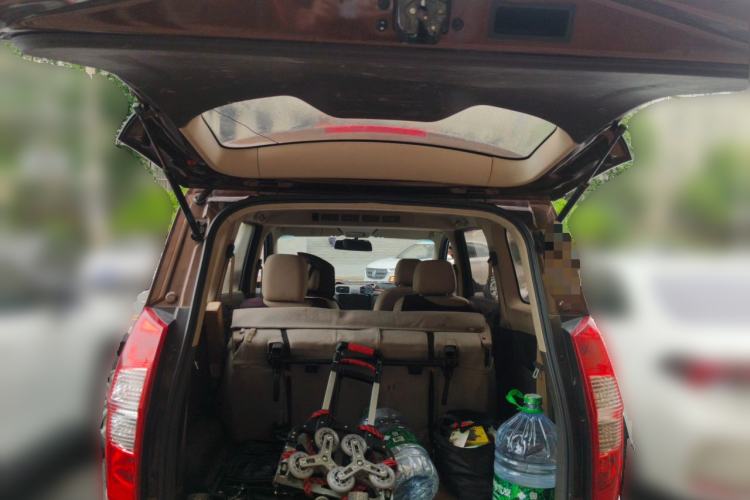 Used Wuling Hongguang 2018 1.5L Classic S Standard Model Trunk