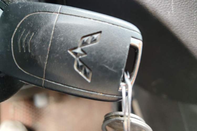Used Wuling Hongguang 2018 1.5L S Standard Version L2B Vehicle Key