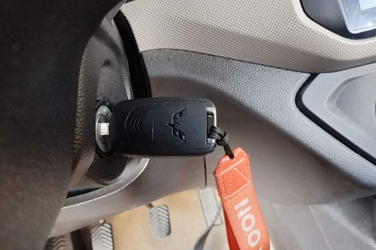 Used Wuling Hongguang 2018 1.5L S Standard Version L2B Vehicle Key