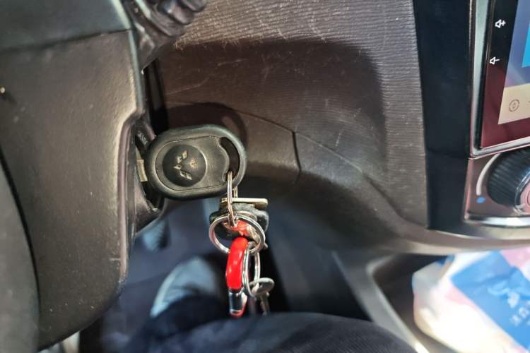 Used Wuling Hongguang 2018 1.5L Classic S Base Model Vehicle Key