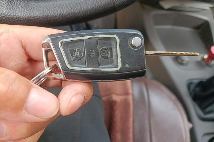 Used Wuling Hongguang 2018 1.5L Classic S Base Model Vehicle Key
