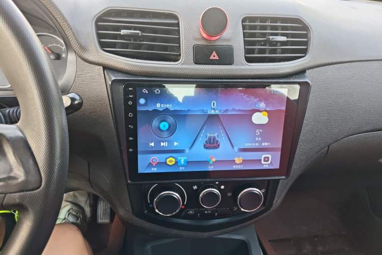 Used Wuling Hongguang 2018 1.5L S Comfort Model L2B Audio And AC Panel