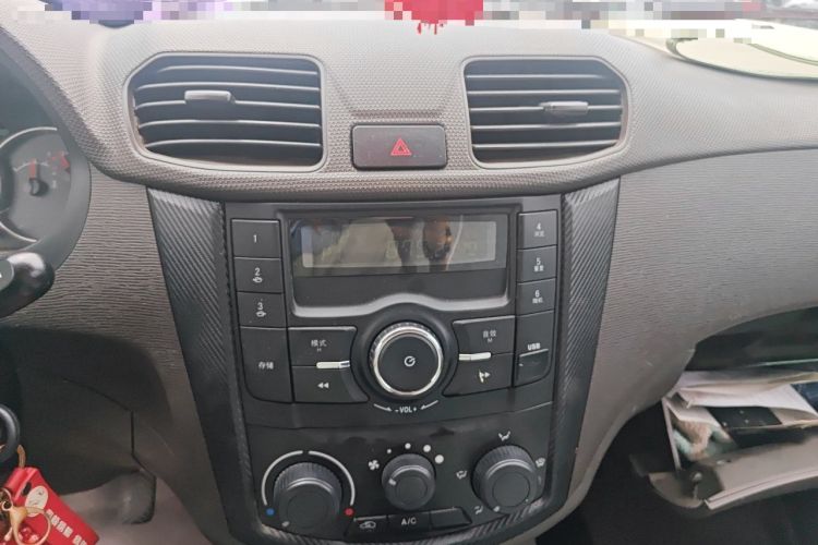 Used Wuling Hongguang 2018 1.5L Classic S Base Model Audio And AC Panel