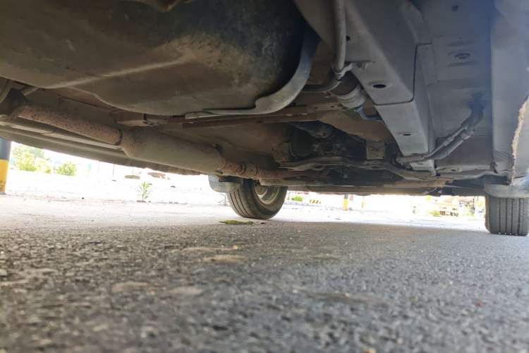 Used Wuling Hongguang 2018 1.5L S Comfort Model L2B Chassis Rear Right