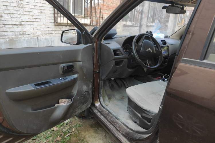 Used Wuling Hongguang 2018 1.5L Classic S Base Model Driver Seat