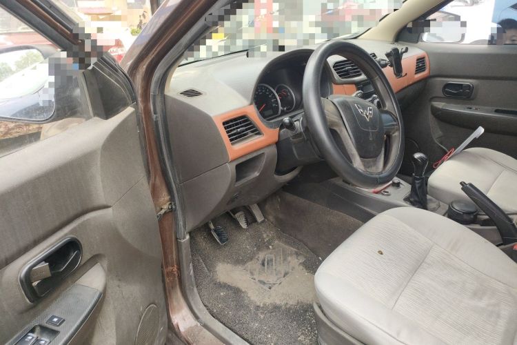 Used Wuling Hongguang 2018 1.5L Classic S Base Model Driver Seat