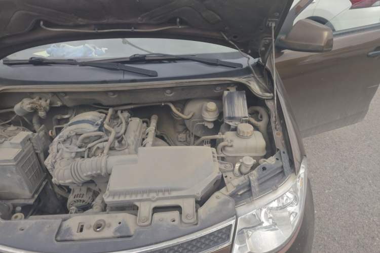 Used Wuling Hongguang 2018 1.2L Classic S Base Model Engine Bay Left