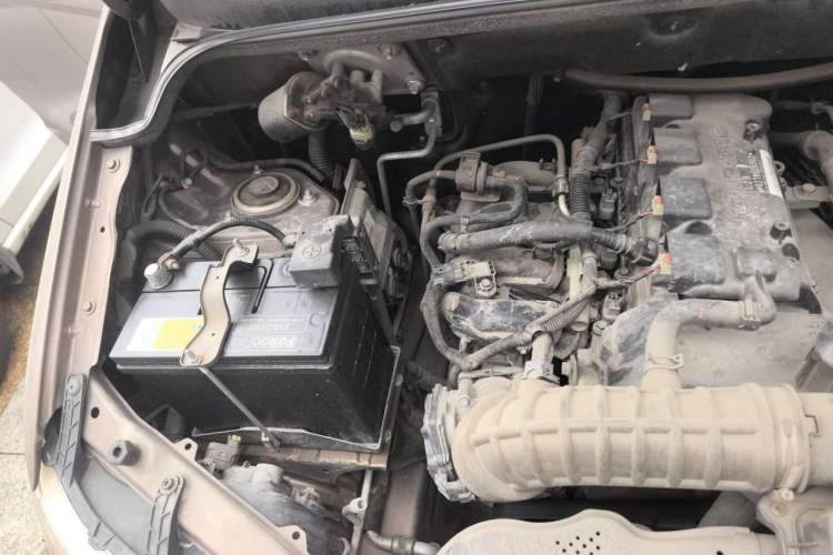 Used Wuling Hongguang 2018 1.5L Classic S Base Model Engine Bay Right