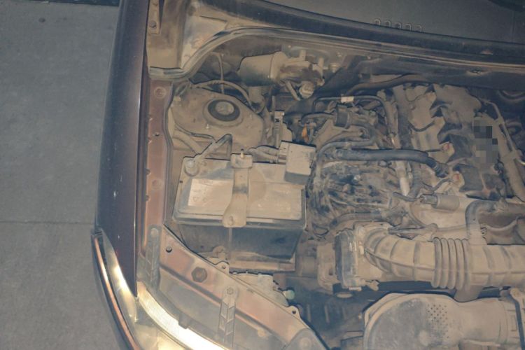 Used Wuling Hongguang 2018 1.5L Classic S Standard Model Engine Bay Right