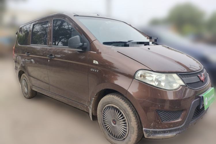 Used Wuling Hongguang 2018 1.5L Classic S Base Model Front Right 45 Deg