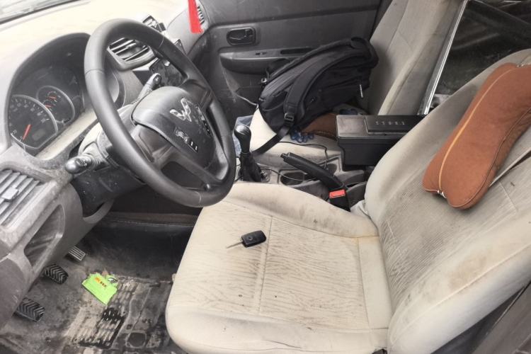 Used Wuling Hongguang 2018 1.5L Classic S Base Model Left Front Seat