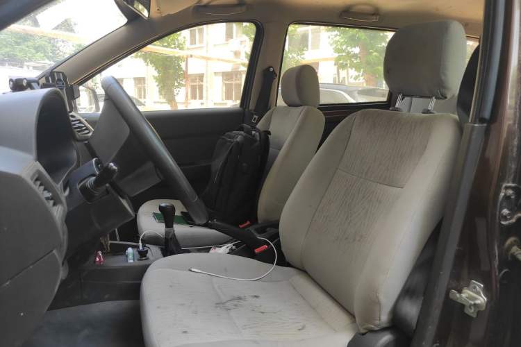 Used Wuling Hongguang 2018 1.5L Classic S Base Model Left Front Seat
