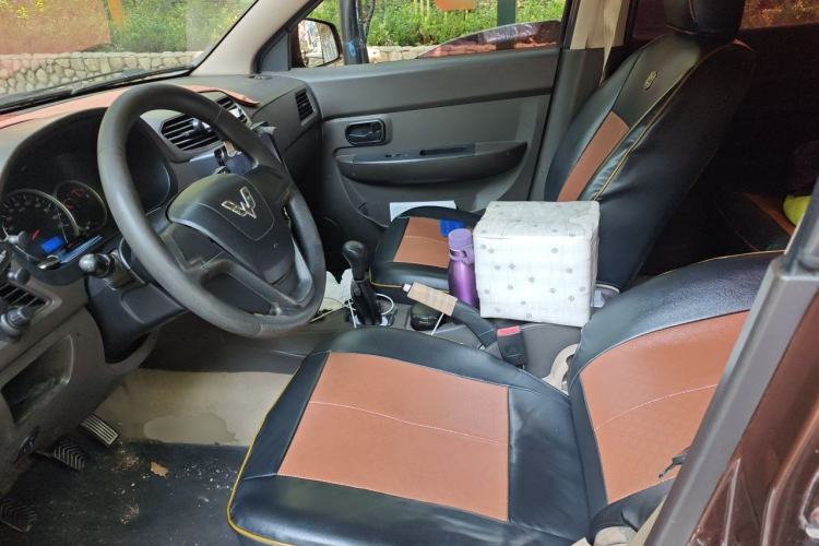 Used Wuling Hongguang 2018 1.5L Classic S Standard Model Left Front Seat