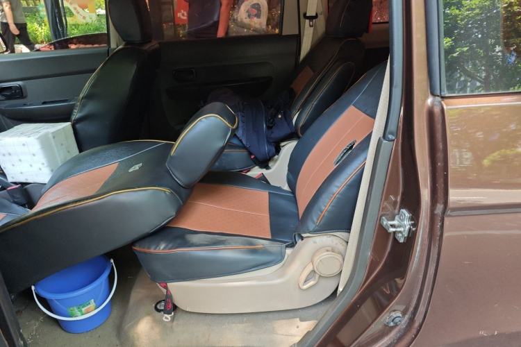 Used Wuling Hongguang 2018 1.5L Classic S Standard Model Left Rear Seat