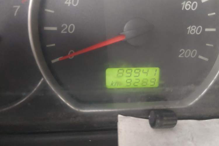 Used Wuling Hongguang 2018 1.2L Classic S Base Model Odometer Close Up