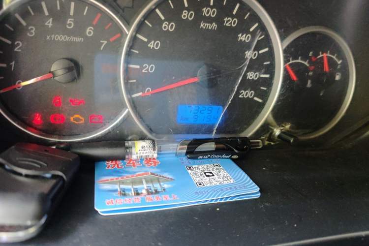 Used Wuling Hongguang 2018 1.5L Classic S Standard Model Odometer Close Up