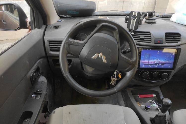 Used Wuling Hongguang 2018 1.5L Classic S Base Model Steering Wheel