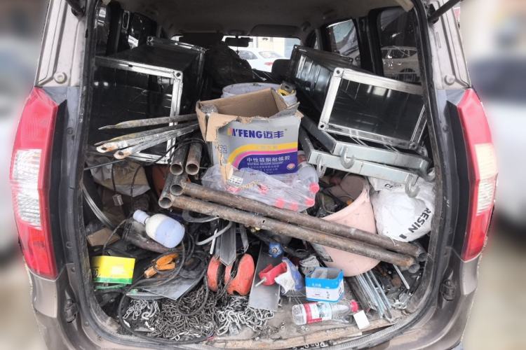 Used Wuling Hongguang 2018 1.5L Classic S Base Model Trunk