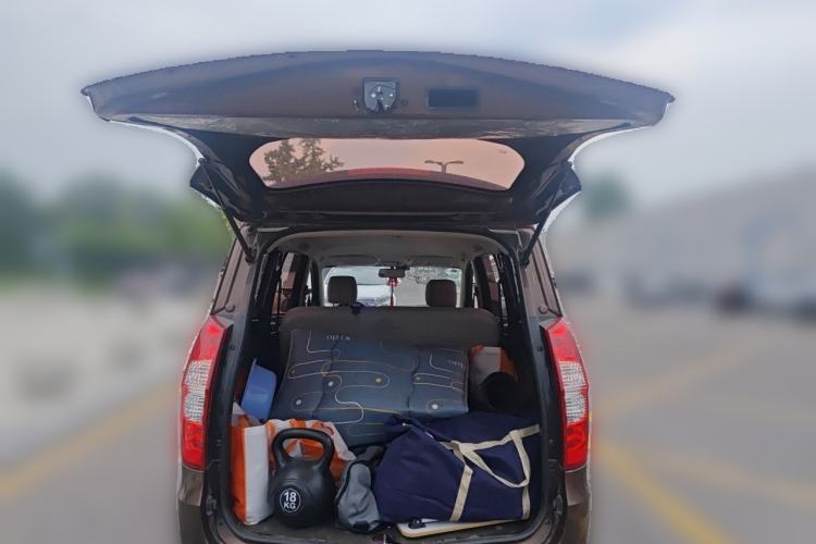 Used Wuling Hongguang 2018 1.5L Classic S Base Model Trunk
