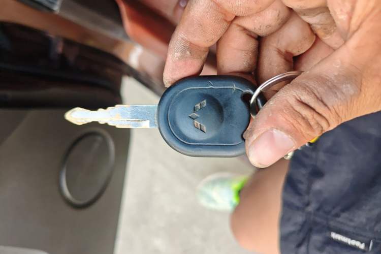 Used Wuling Hongguang 2018 1.5L S Comfort Model L2B Vehicle Key