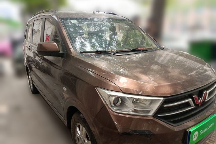 Used Wuling Hongguang 2018 1.5L Classic S Base Model Front Right 45 Deg