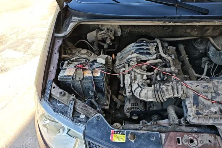 Used Wuling Hongguang 2018 1.2L Classic S Base Model Engine Bay Right