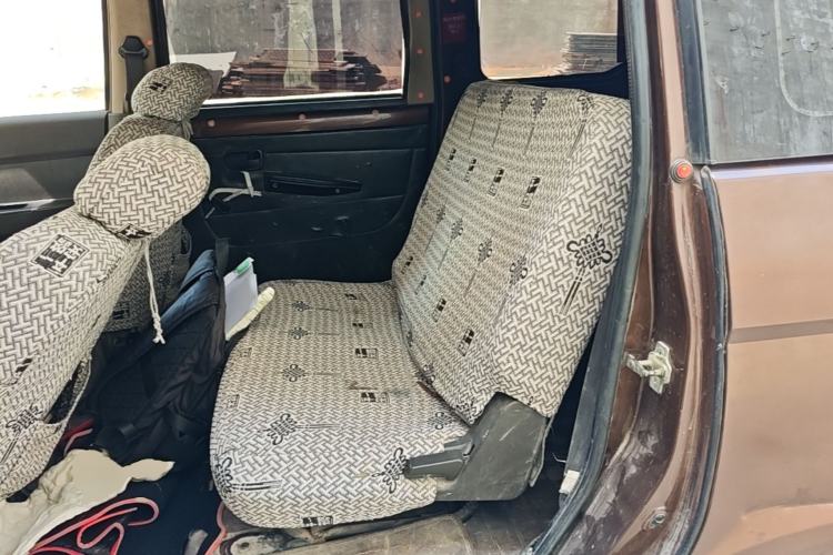 Used Wuling Hongguang 2018 1.2L Classic S Base Model Left Rear Seat