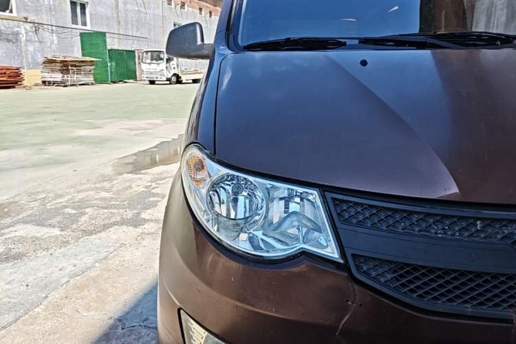Used Wuling Hongguang 2018 1.2L Classic S Base Model Right Front Headlight