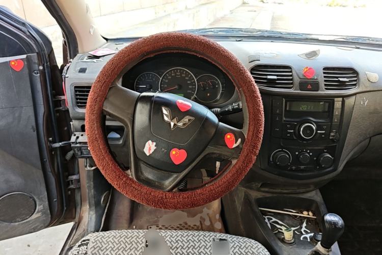 Used Wuling Hongguang 2018 1.2L Classic S Base Model Steering Wheel