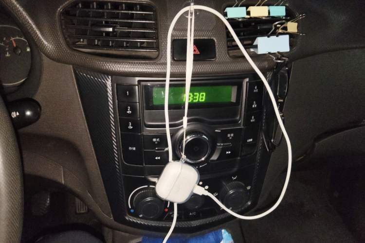 Used Wuling Hongguang 2018 1.5L Classic S Base Model Audio And AC Panel