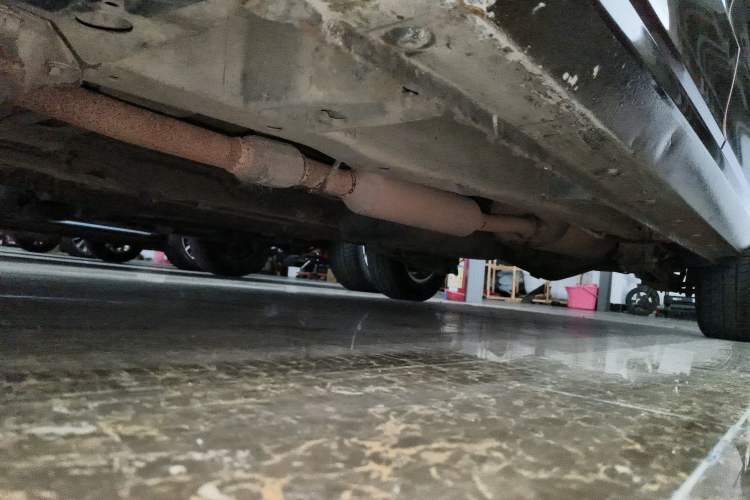 Used Wuling Hongguang 2018 1.5L S Standard Version L2B Chassis Front Left