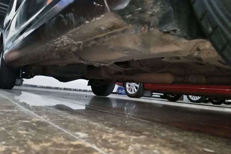 Used Wuling Hongguang 2018 1.5L S Standard Version L2B Chassis Front Right