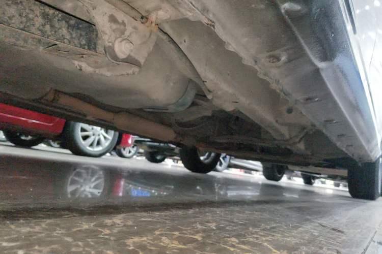 Used Wuling Hongguang 2018 1.5L S Standard Version L2B Chassis Rear Right