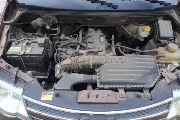 Used Wuling Hongguang 2018 1.5L Classic S Standard Model Engine Bay