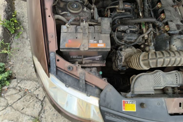 Used Wuling Hongguang 2018 1.5L Classic S Base Model Engine Bay Right