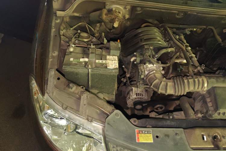 Used Wuling Hongguang 2018 1.2L Classic S Base Model Engine Bay Right
