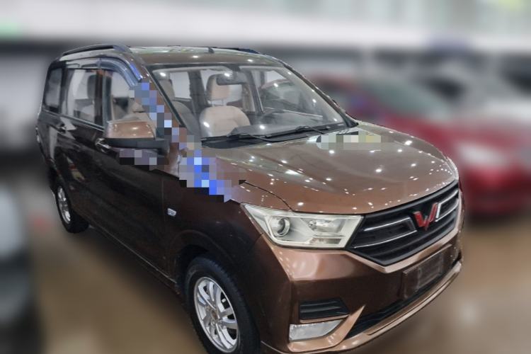 Used Wuling Hongguang 2018 1.5L S Standard Version L2B Front Right 45 Deg