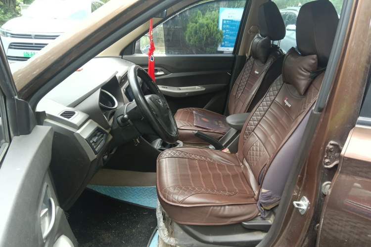 Used Wuling Hongguang 2018 1.5L S Comfort Model L2B Left Front Seat