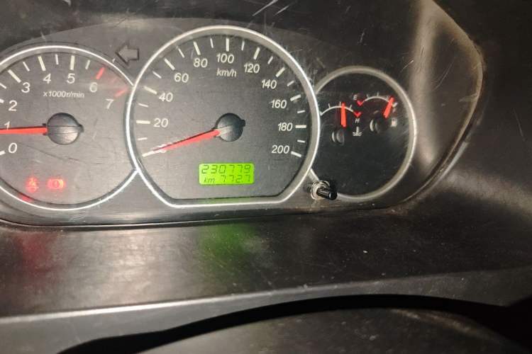 Used Wuling Hongguang 2018 1.2L Classic S Base Model Odometer Close Up