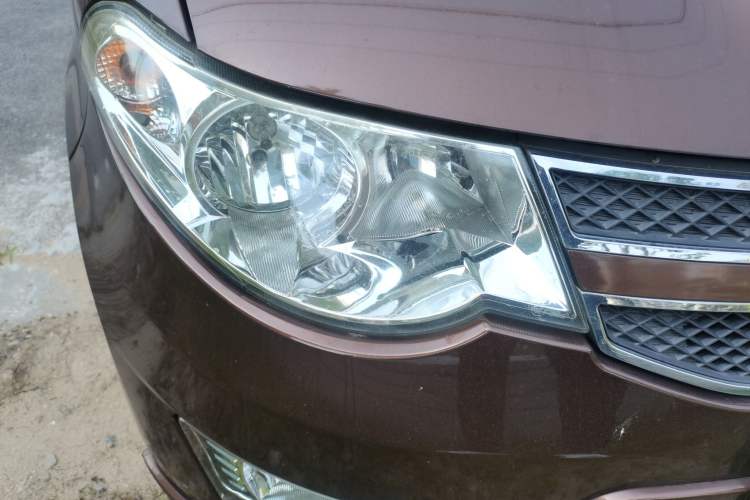 Used Wuling Hongguang 2018 1.5L Classic S Standard Model Right Front Headlight