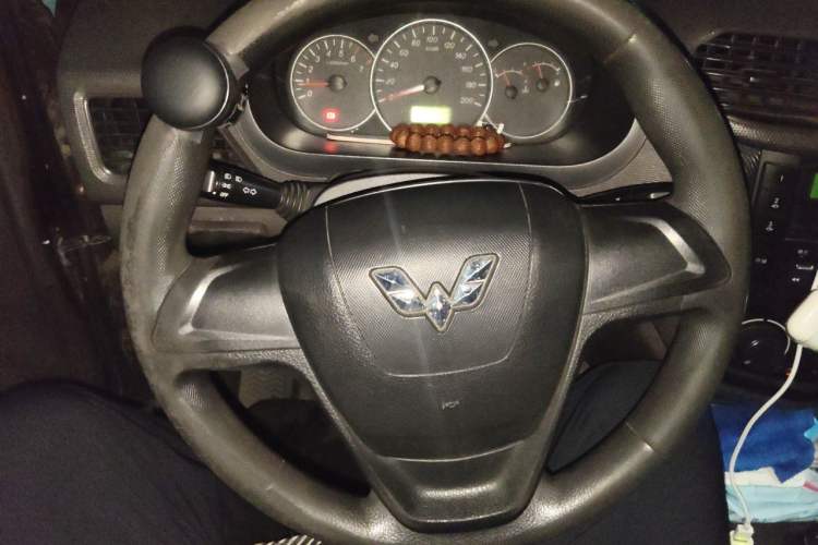 Used Wuling Hongguang 2018 1.5L Classic S Base Model Steering Wheel