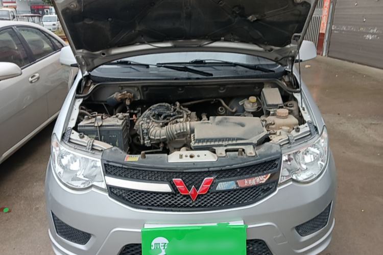 Used Wuling Hongguang 2018 1.2L Classic S Base Model Engine Bay