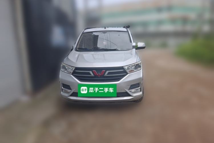 Used Wuling Hongguang 2018 1.5L S Standard Version L2B Front